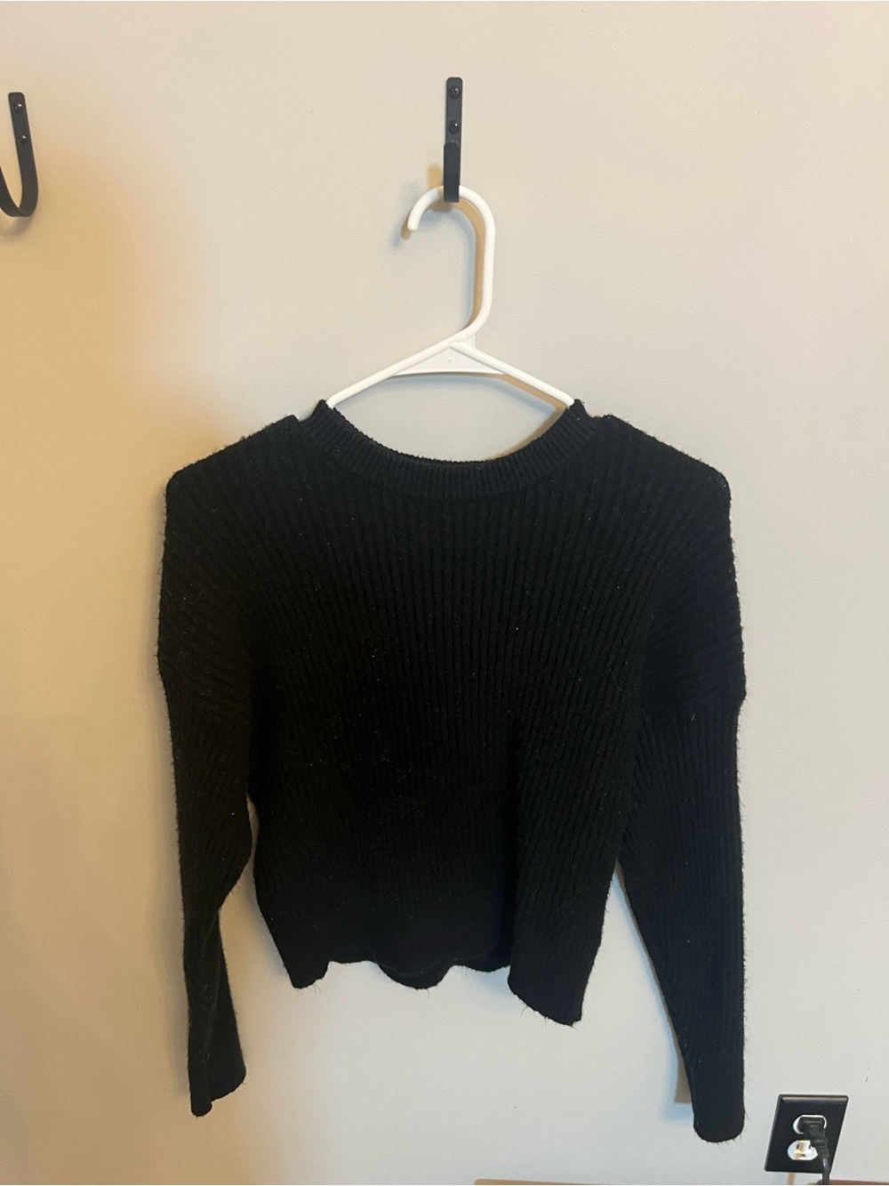 Elodie Black Ribbed Crew Sweater
